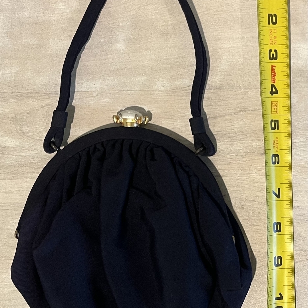Beautiful Vintage Navy Blue Fabric Bag With Faux Pearl Closure EUC - Picture 6 of 6